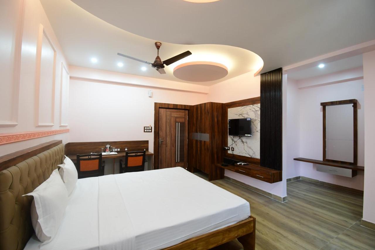 Hotel Sushree International Bhubaneswar Exterior photo